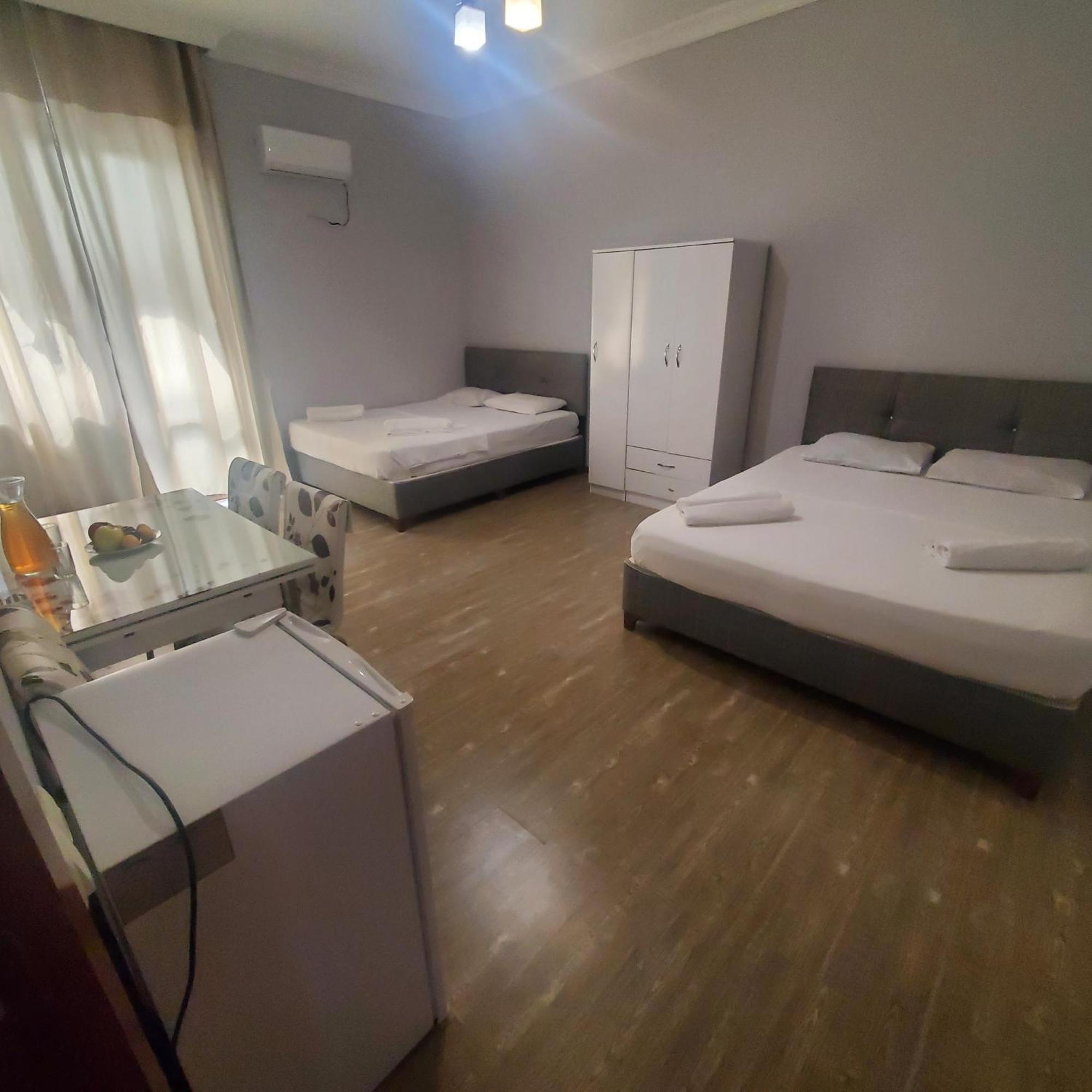 Elite Hotel 科布列季 客房 照片