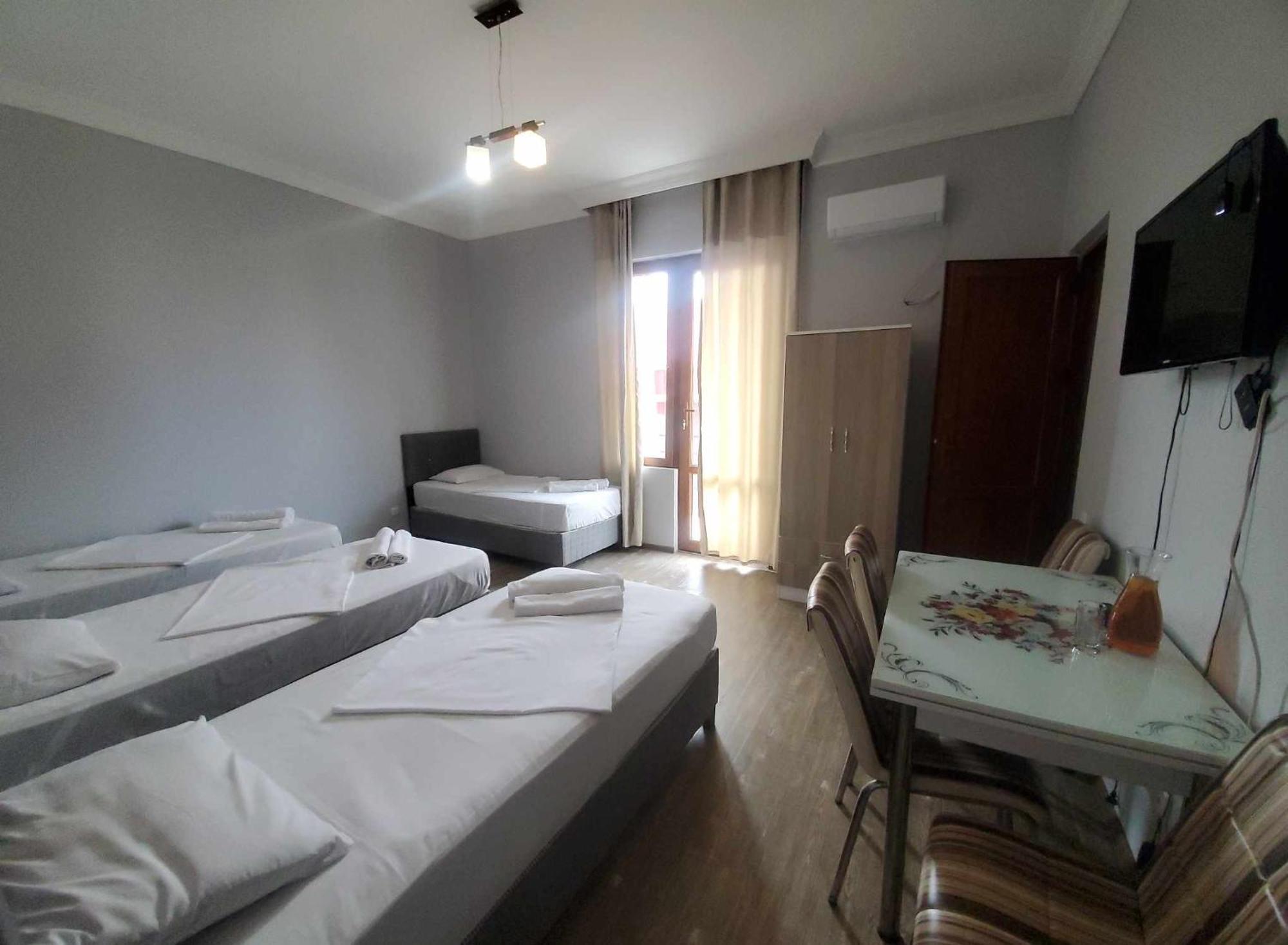 Elite Hotel 科布列季 外观 照片