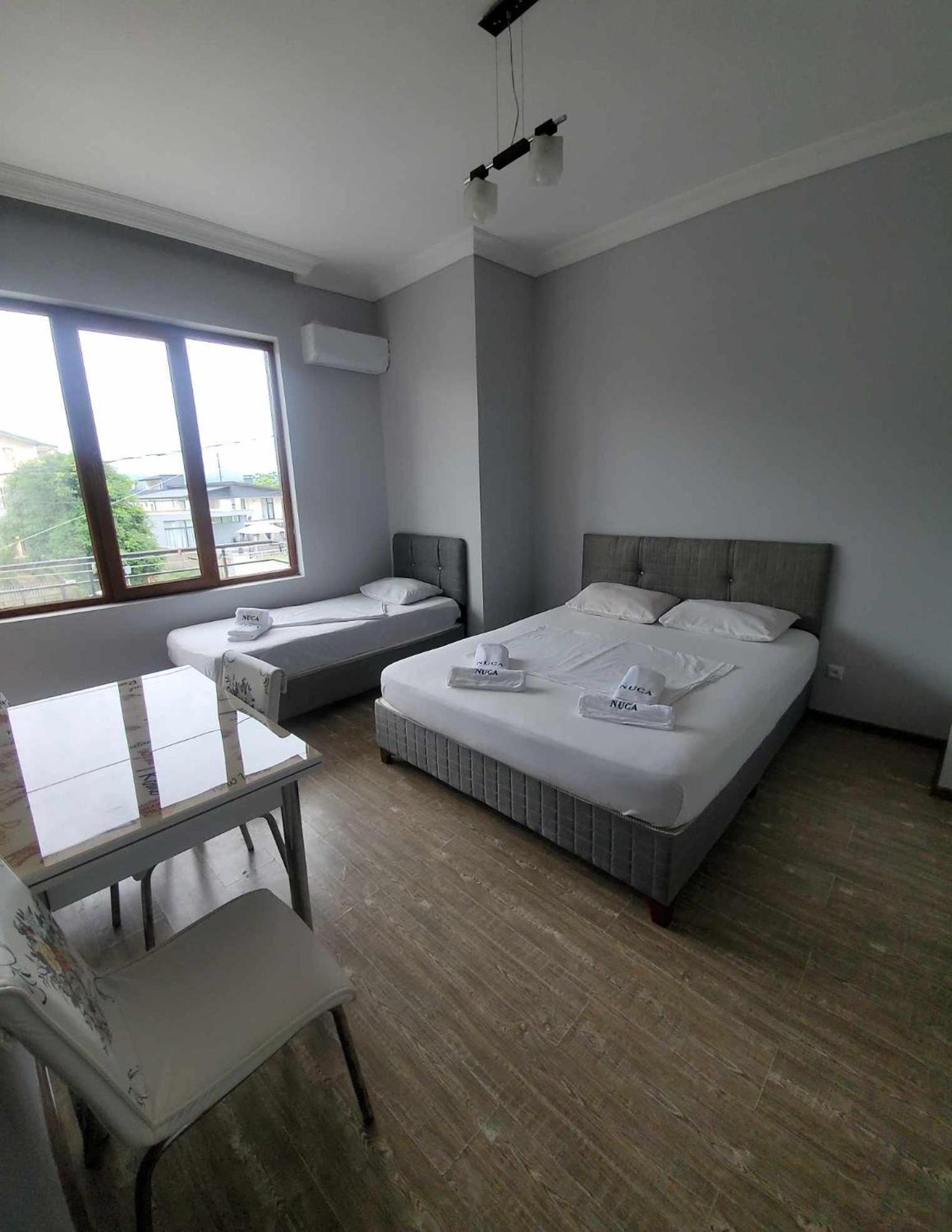 Elite Hotel 科布列季 外观 照片