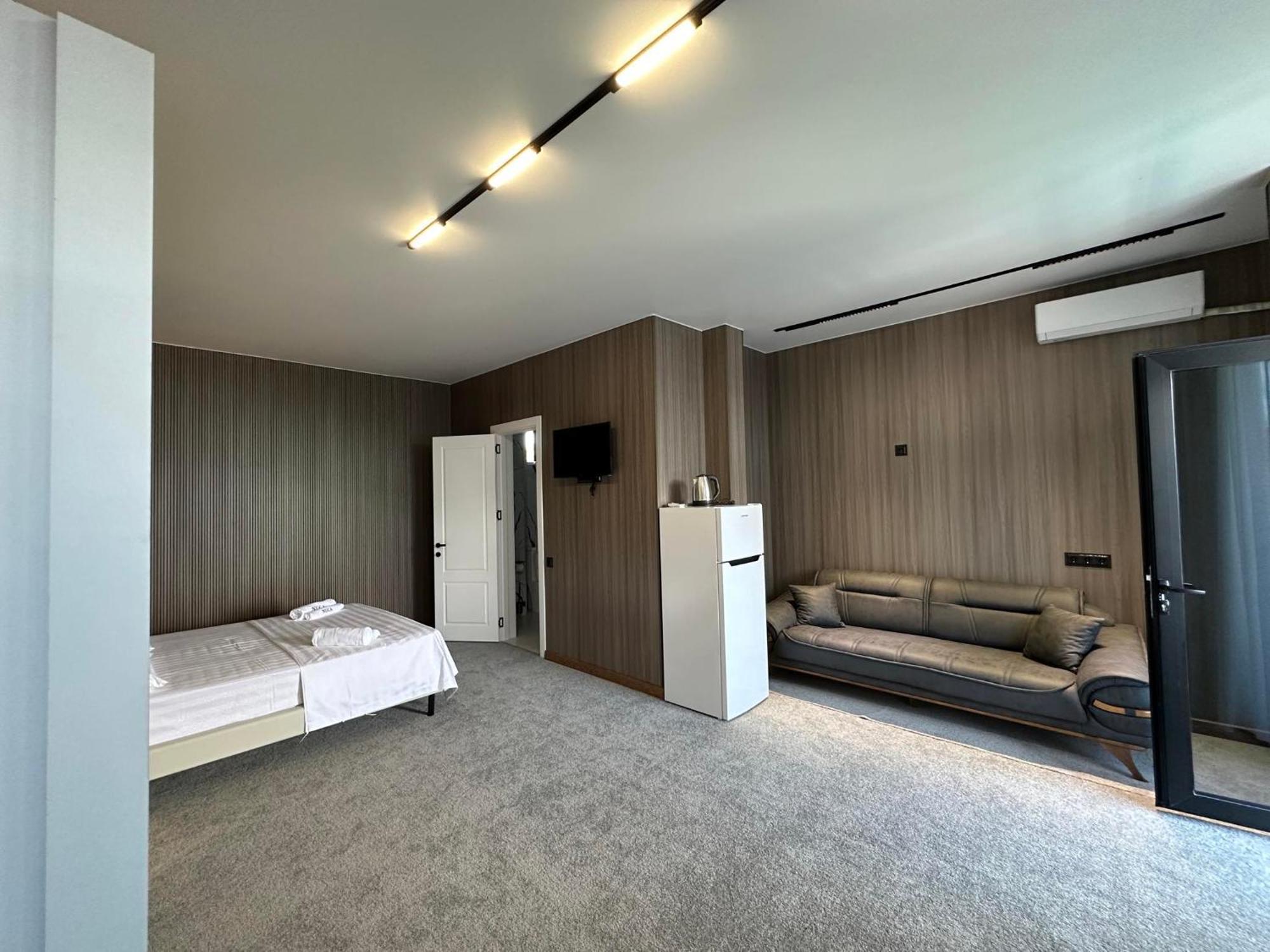 Elite Hotel 科布列季 外观 照片