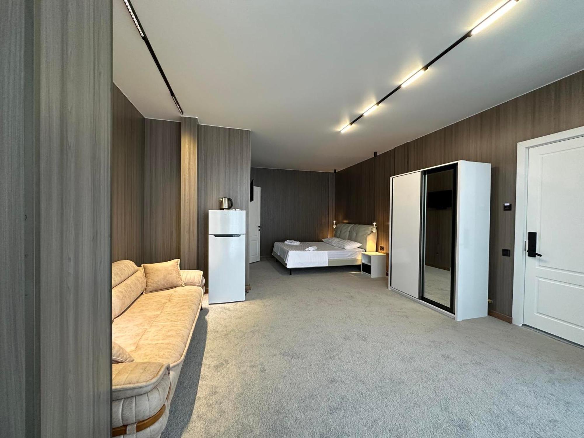 Elite Hotel 科布列季 外观 照片