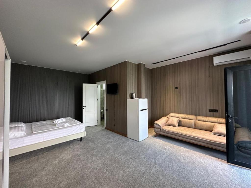 Elite Hotel 科布列季 外观 照片